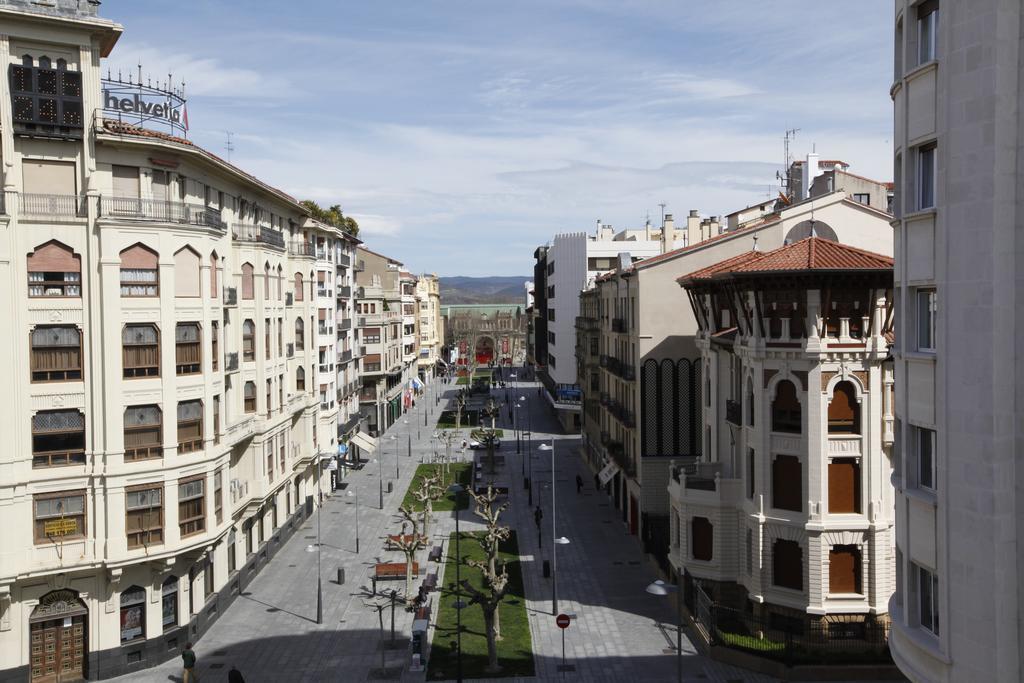 Hotel Yoldi Pamplona Exteriér fotografie